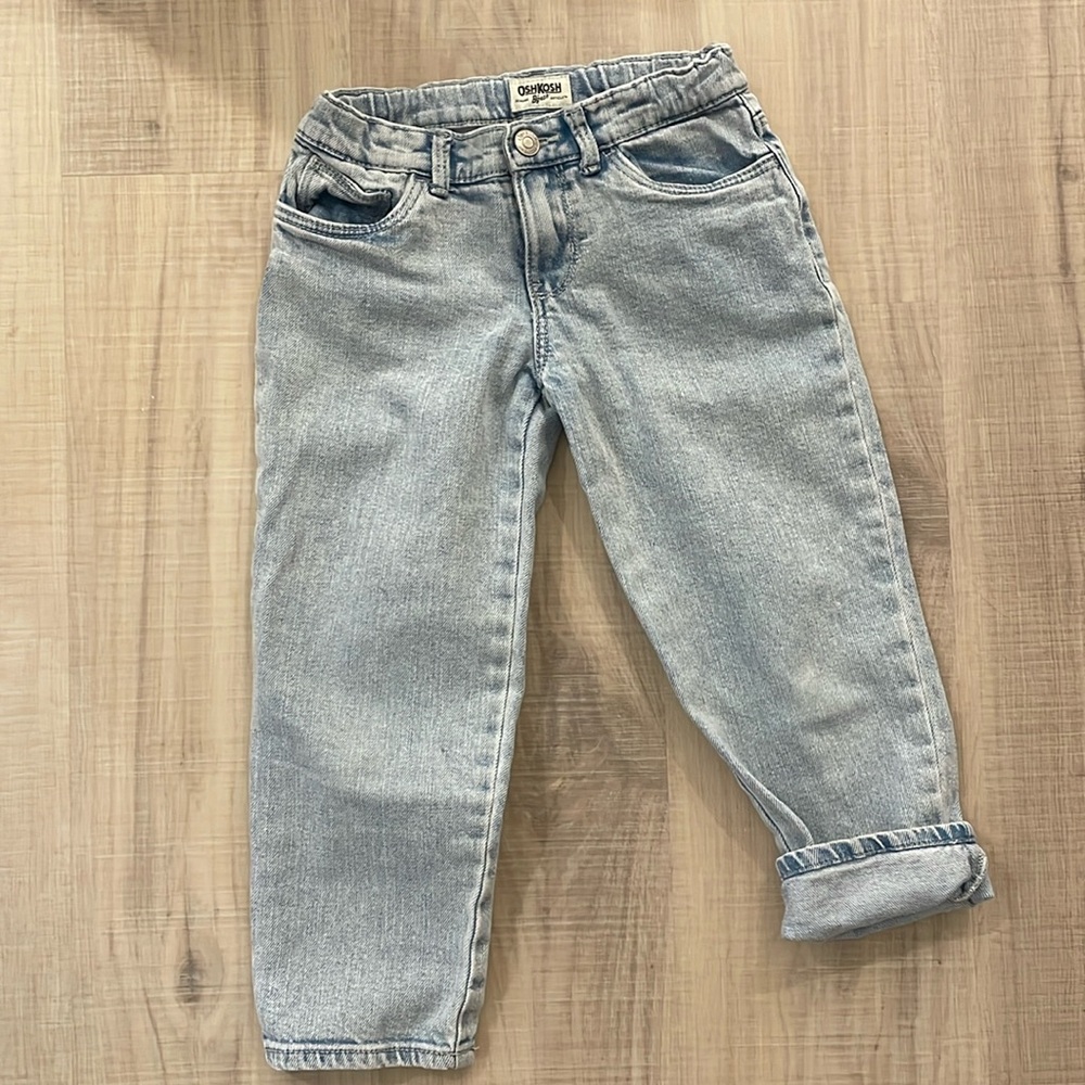 6/6X OshKosh light washed boyfriend denim